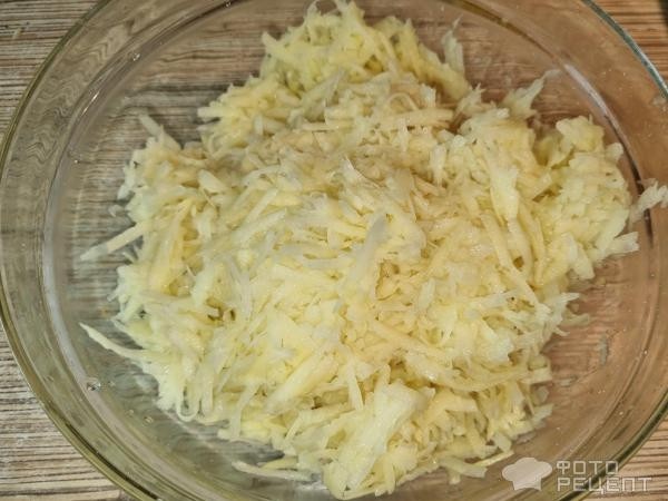 Рецепт: Драники картофельные - В крупную терку, жареные