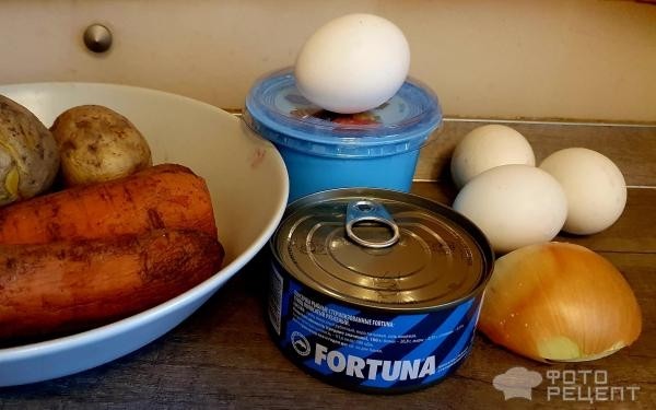 Рецепт: Салат "Мимоза" классический - С консервированным тунцом