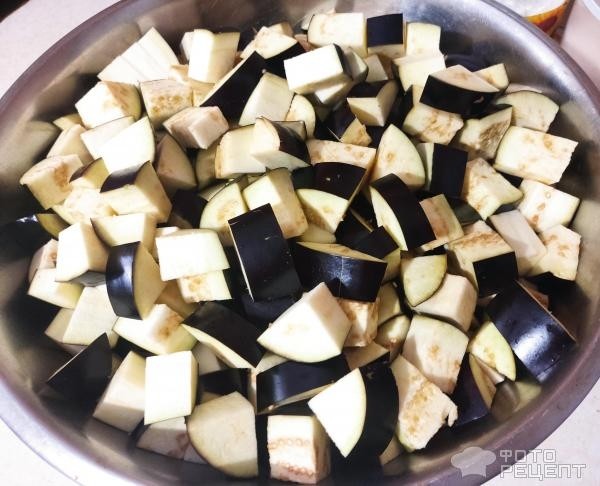 Рецепт: Баклажаны со стручковой фасолью на зиму - Остренькие, вкусные.