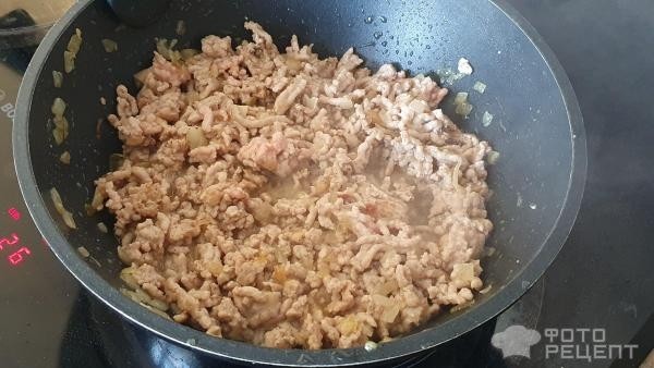 Рецепт: Картофельная запеканка с мясным фаршем - В духовке с жареным лучком и фаршем