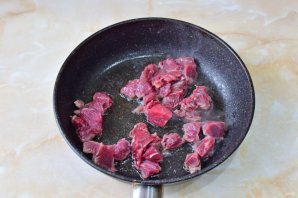 Плов из говядины на сковороде