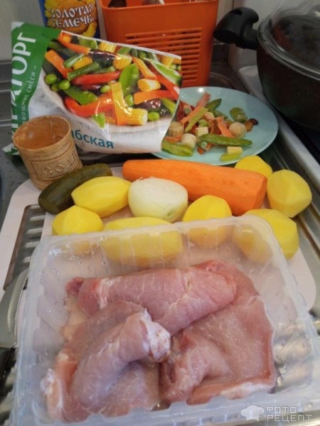 Рецепт: Запеченная свинина - С овощами. В духовке.